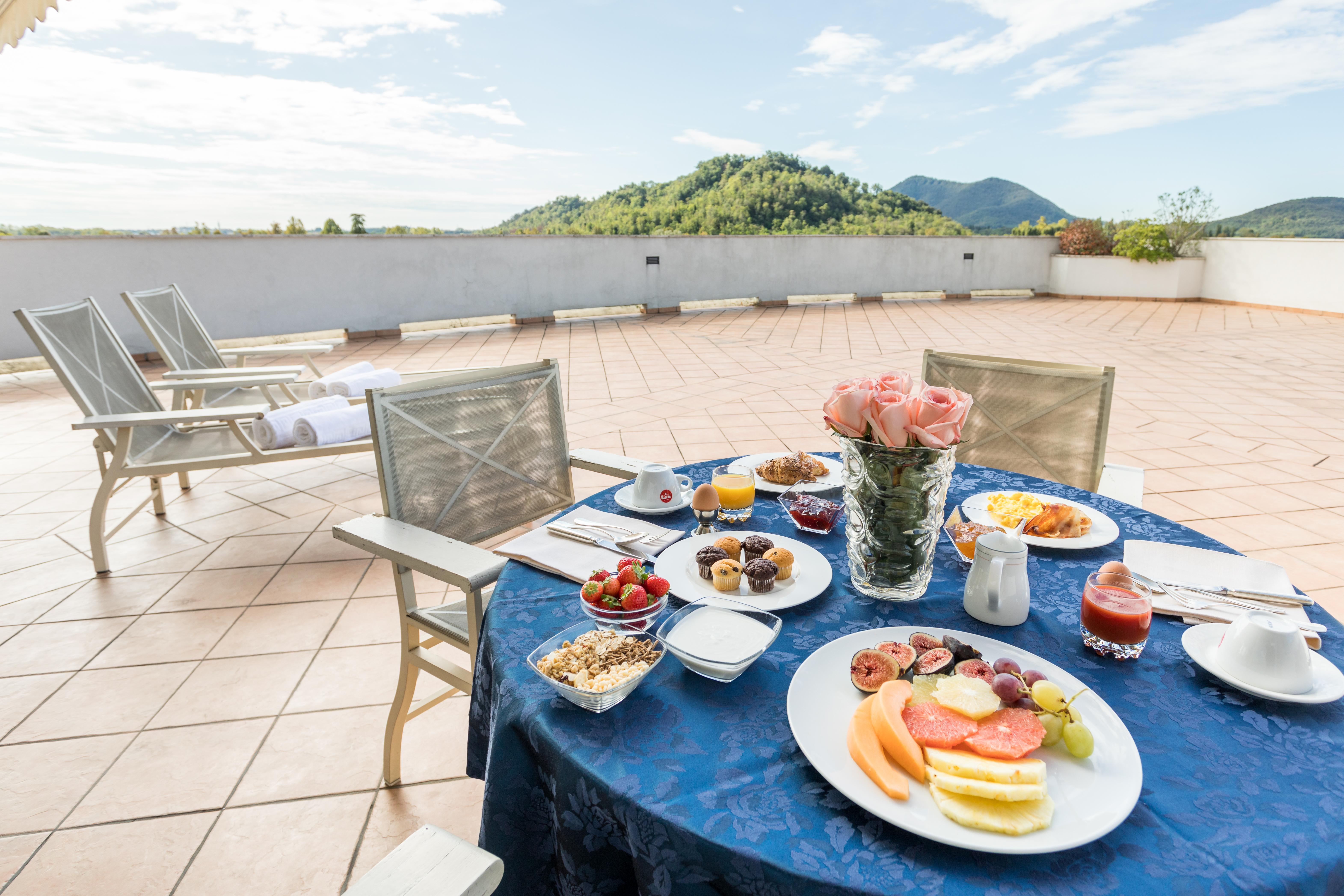 Galzignano Resort Terme & Golf - Hotel Sporting Galzignano Terme Екстериор снимка