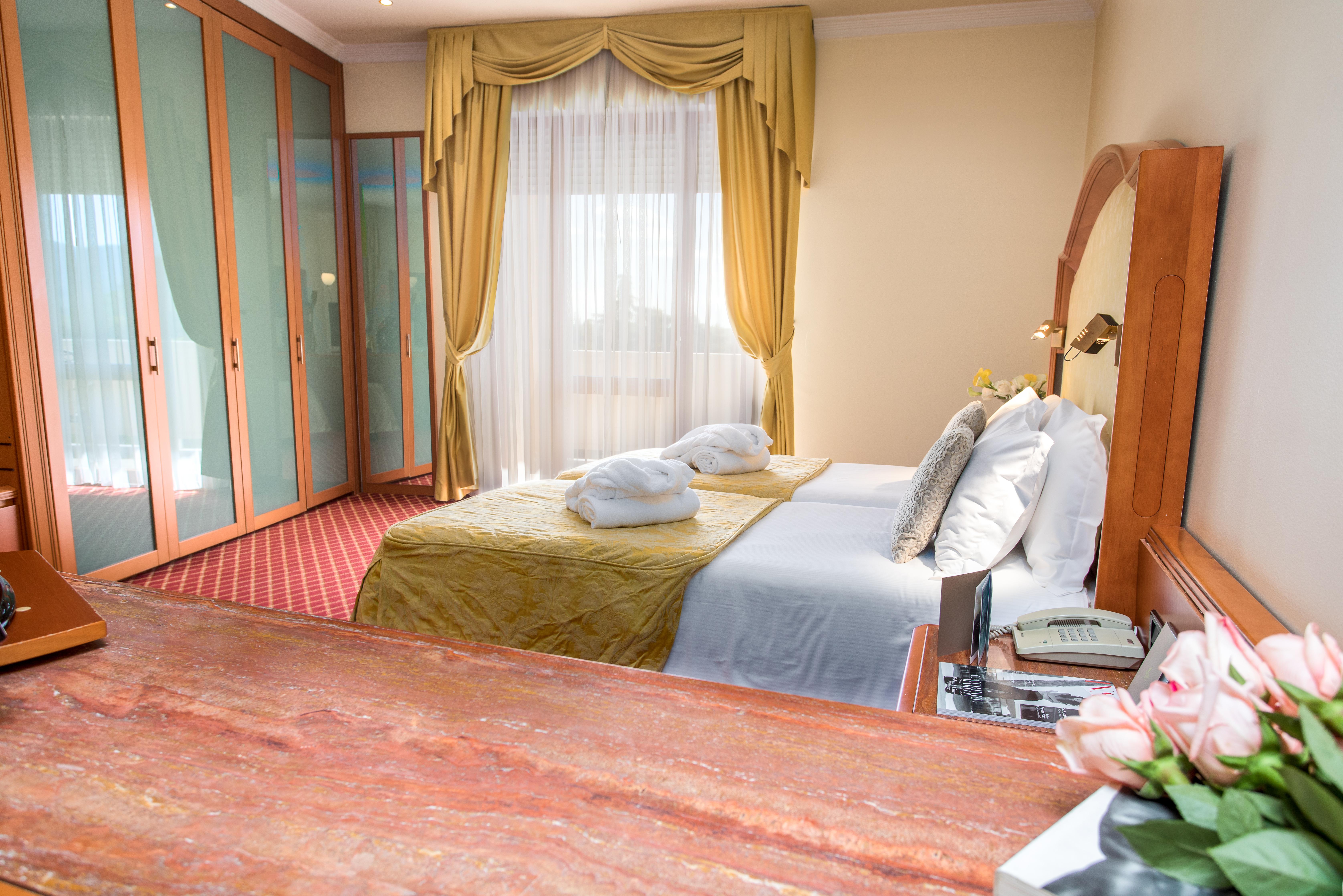 Galzignano Resort Terme & Golf - Hotel Sporting Galzignano Terme Екстериор снимка